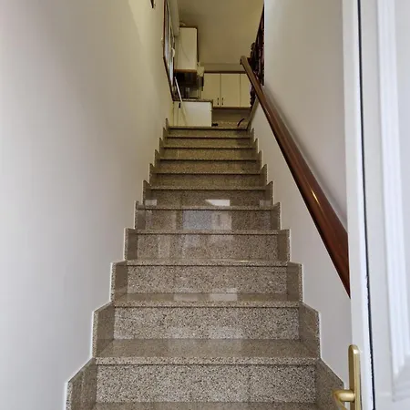 House Capitan Nemo B Apartman Redondela